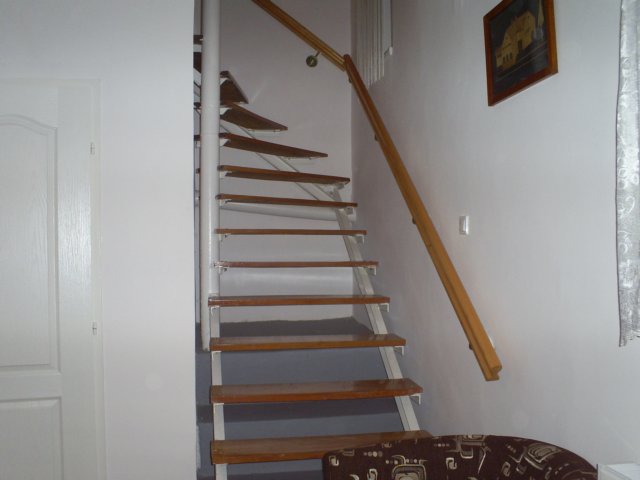 stairs2.jpg
